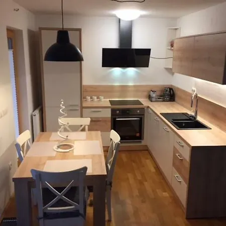 Apartma Pika *